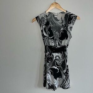 6 Degrees Y2K Belted Tie Back Top